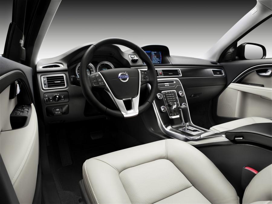  Volvo XC70 D5 2009 года  (фото 11 из 19)